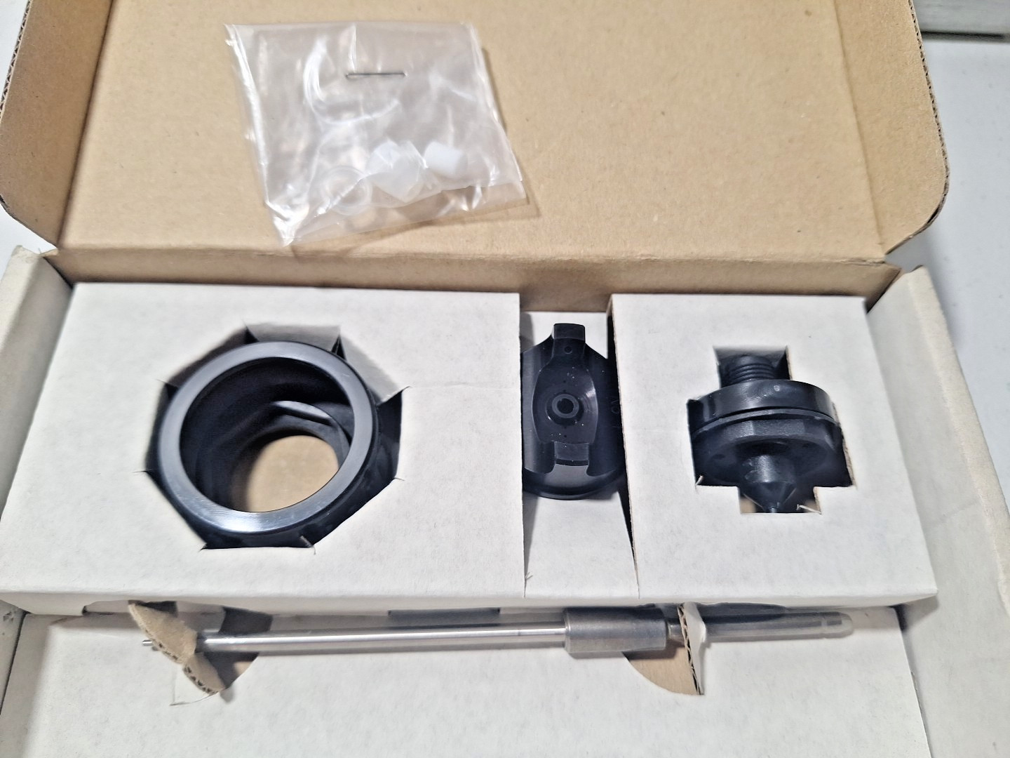 New DeVilbiss FLG-451-1.4 Fluid Tip & Needle Kit - FREE Shipping!!