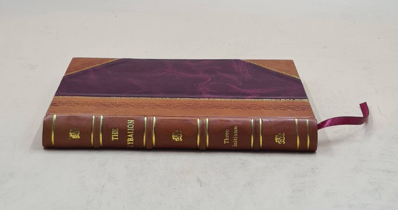 The Kybalion a study of the hermetic philosophy of ancient Egypt [Leather Bound]