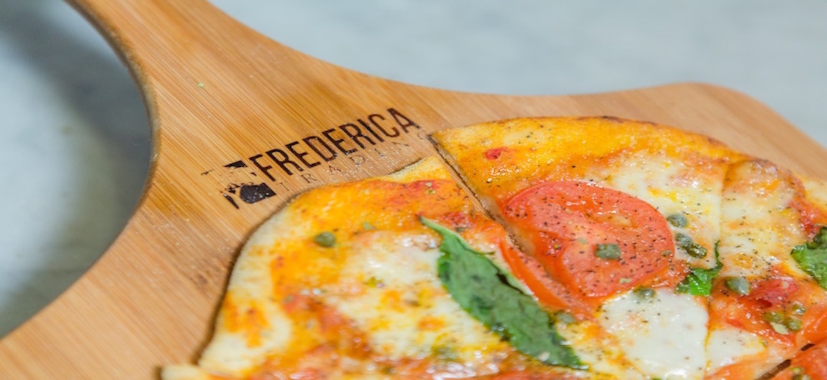 Bamboo Pizza Peel Paddle and Cutting Board with Handle (LG/Personal Edition)