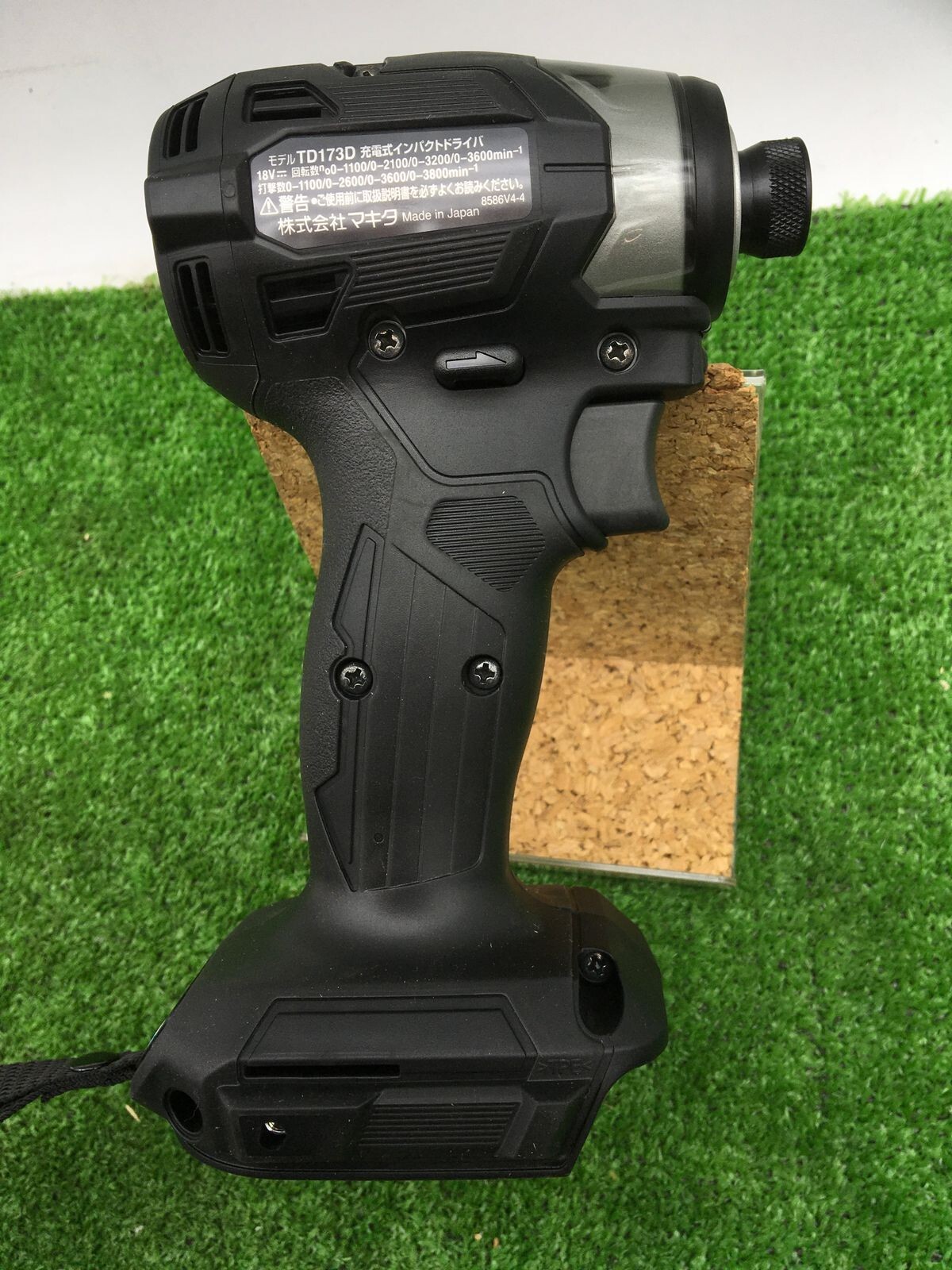 Makita TD173DZ Impact Driver TD173DZB Black 18V 1/4" Brushless Tool Only