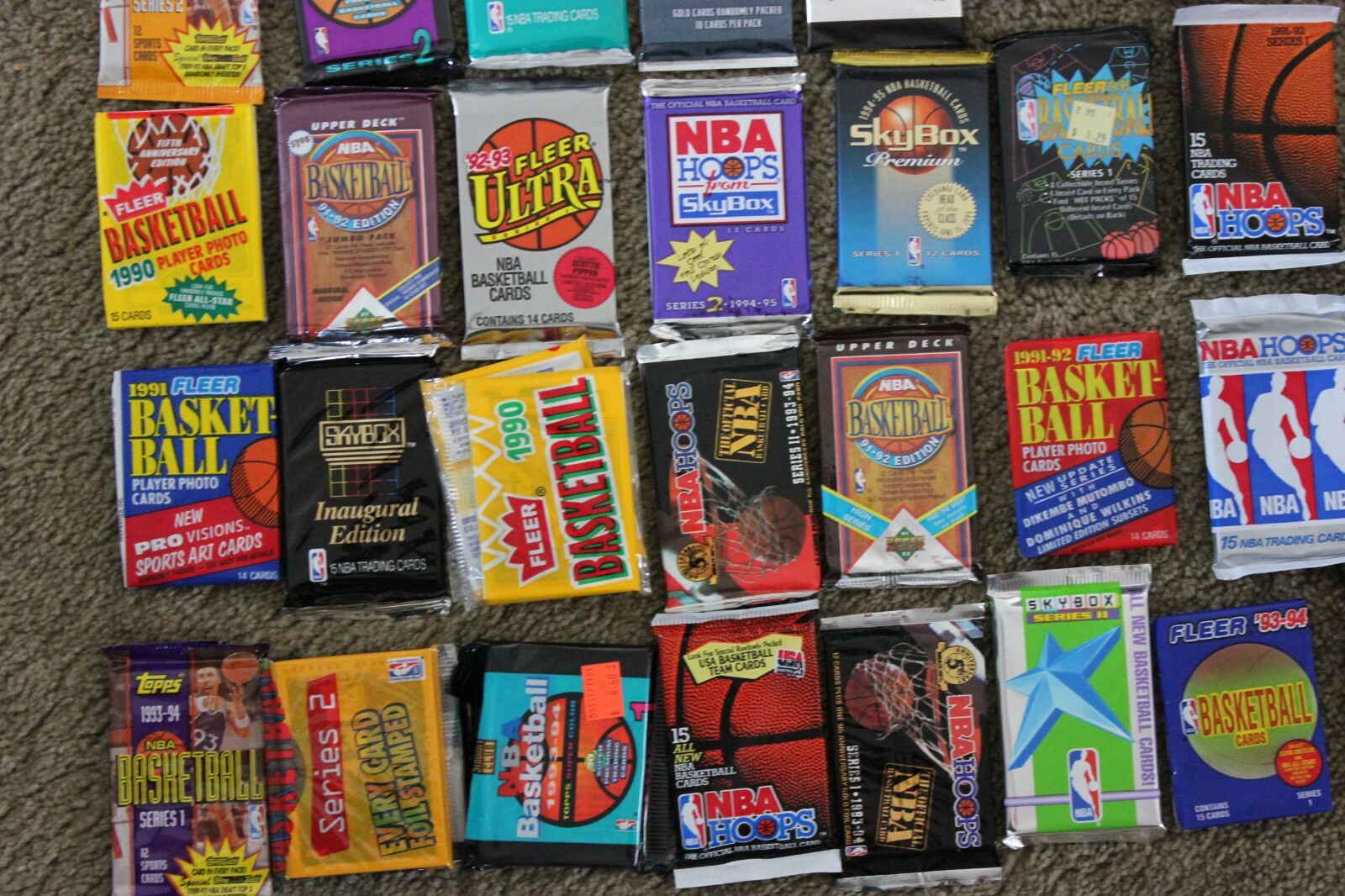 ESTATE SALE - Lot of Old Vintage BASKETBALL Cards in Unopened Packs