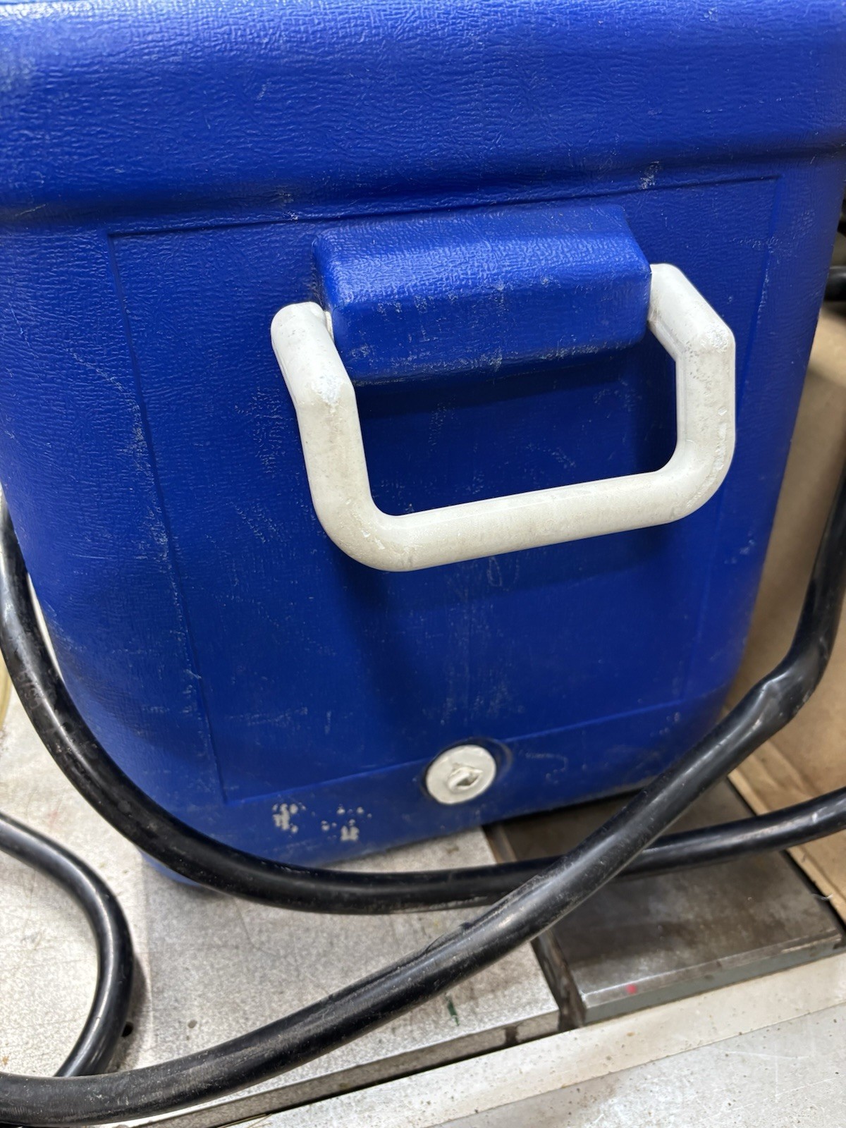 Dual Tap Jockey Box Homebrew Beer Keg Dispensing Cooler Tailgating 48 Qt Cooler