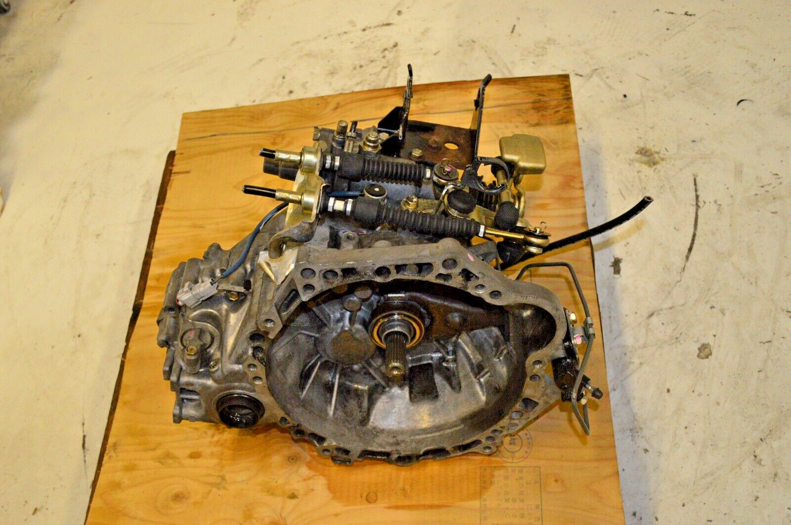 JDM 2000 2001 2002 2003 2004 2005 TOYOTA CELICA GTS 1.8L 2ZZ-GE 6SP MANUAL TRANS