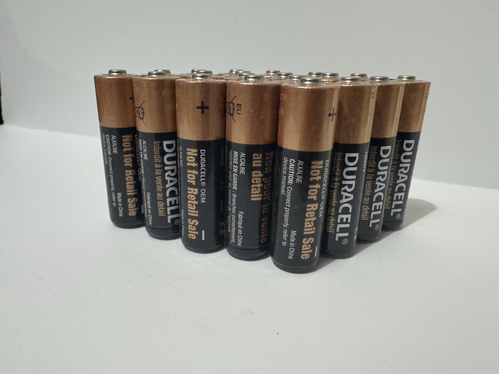 50 Duracell AA Batteries GREAT PRICE!!! Buy In Bulk And Save!!!