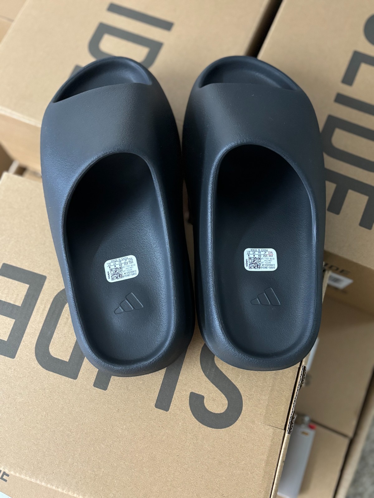 YEEZY SLIDES ONYX - 7-12 🚨Fast Shipping🚨