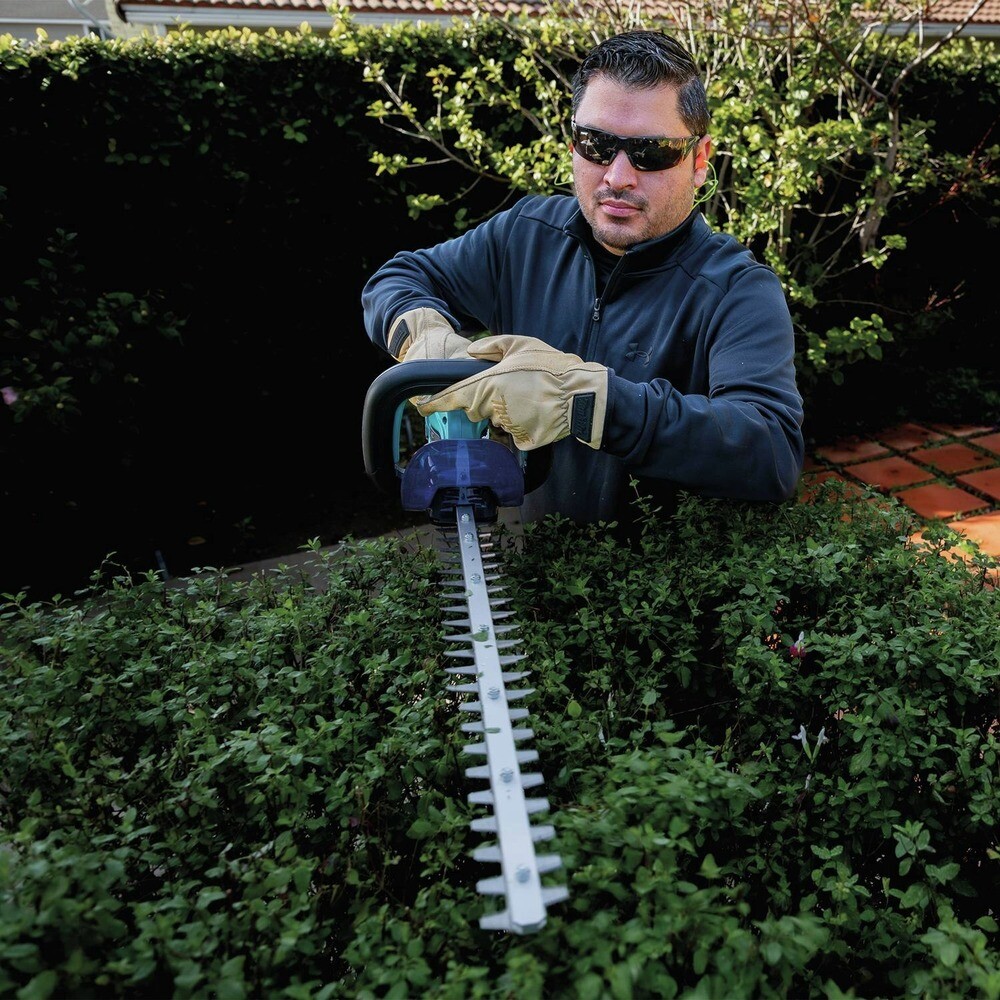 Makita XHU10Z 18V LXT Li-Ion Cordless 24" Hedge Trimmer (Tool Only) New