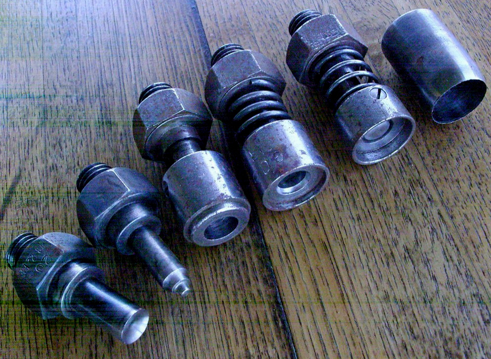 Vintage machine button Upholstery covering die set 20 T R L