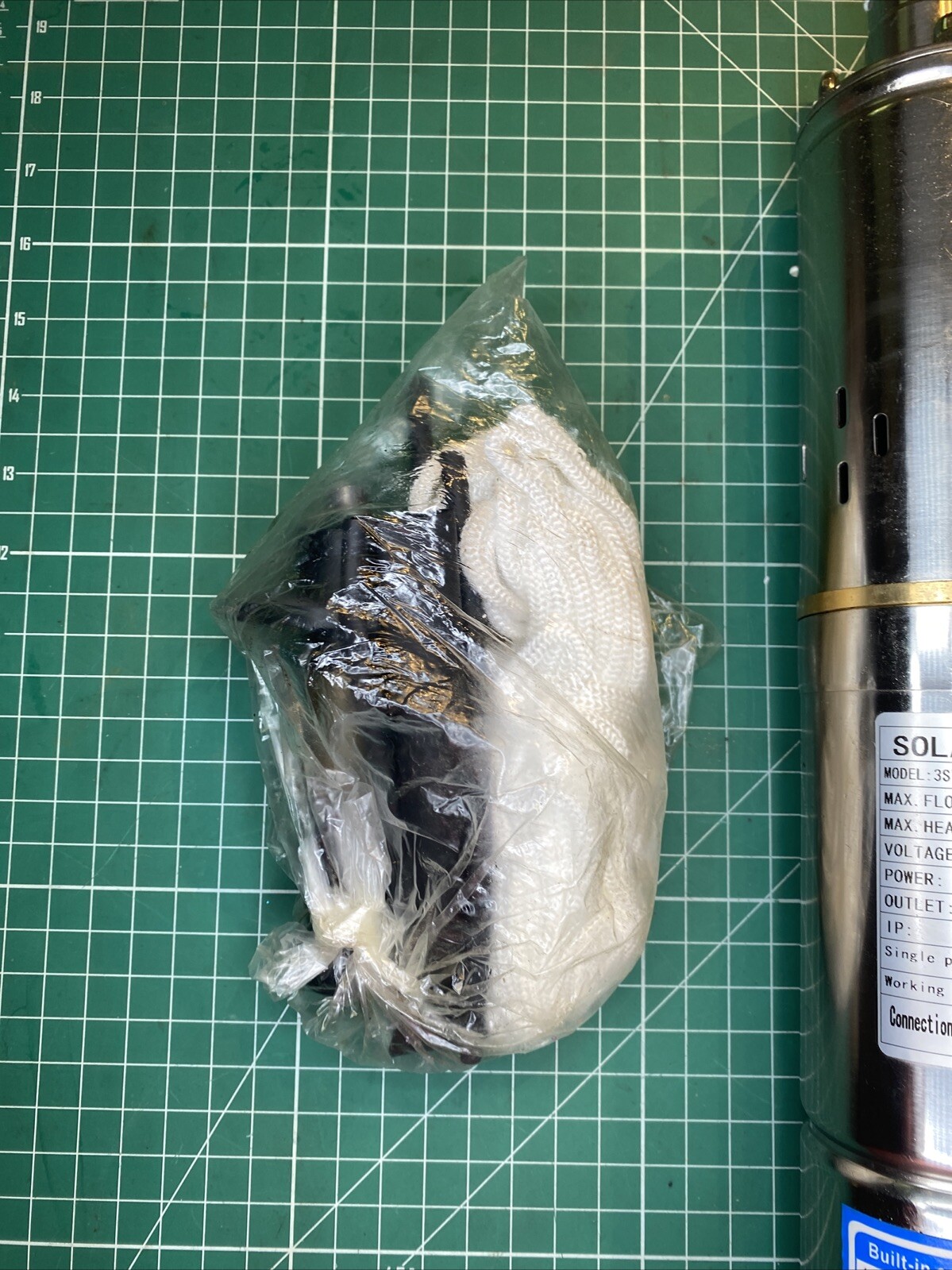 3" DC 48V Deep Bore Well Solar Water Pump 600W Submersible