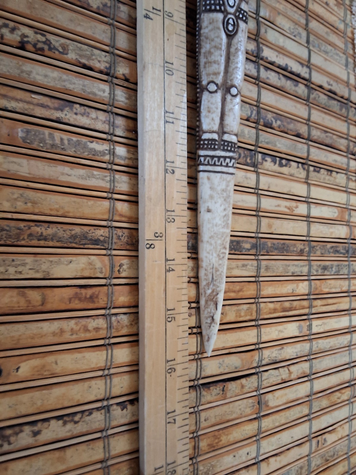 Papua New Guinea Rat Tooth Dagger Carved Artifact 16"