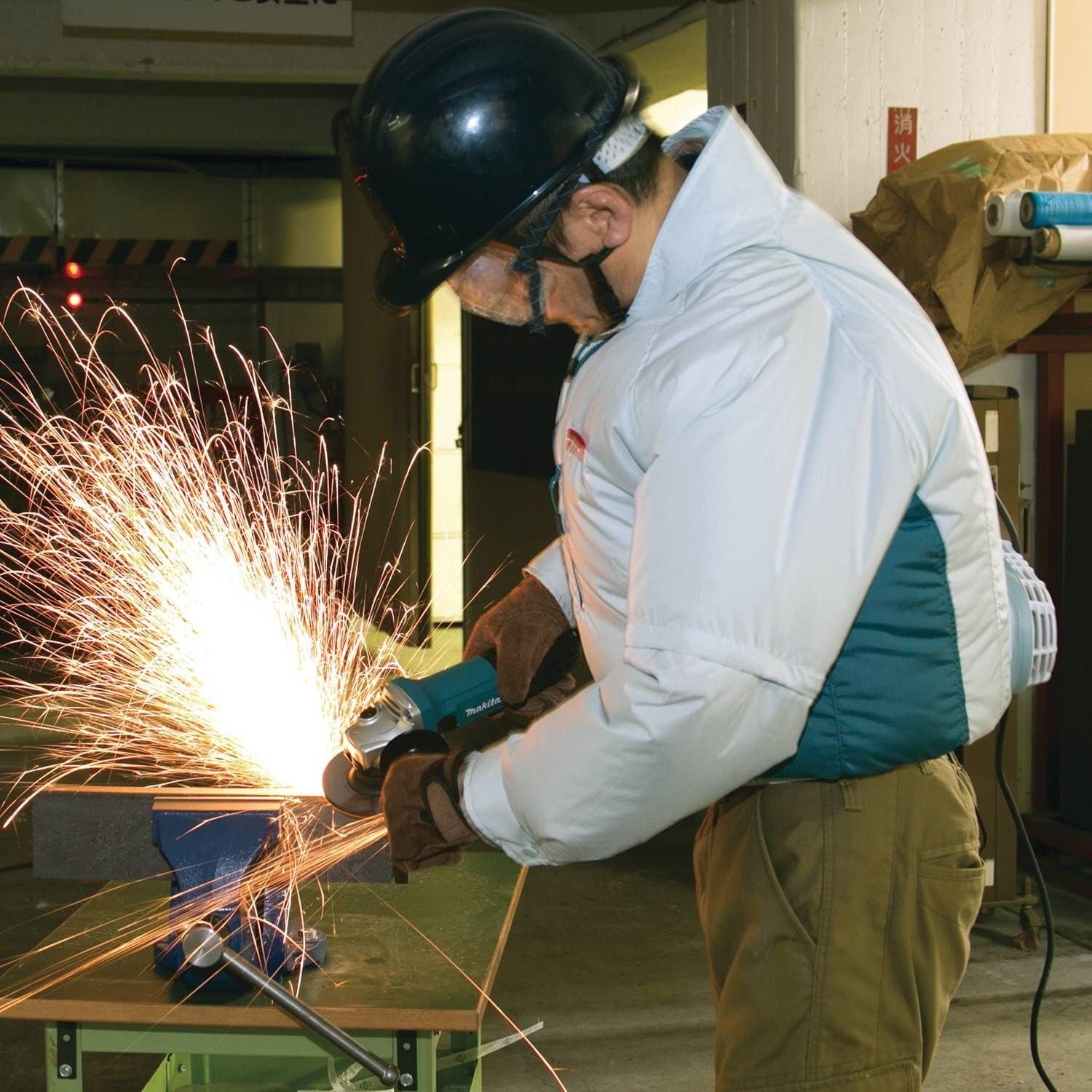 Makita DFJ201ZL 18V LXT Lithium-Ion Cordless Fan Jacket, Large