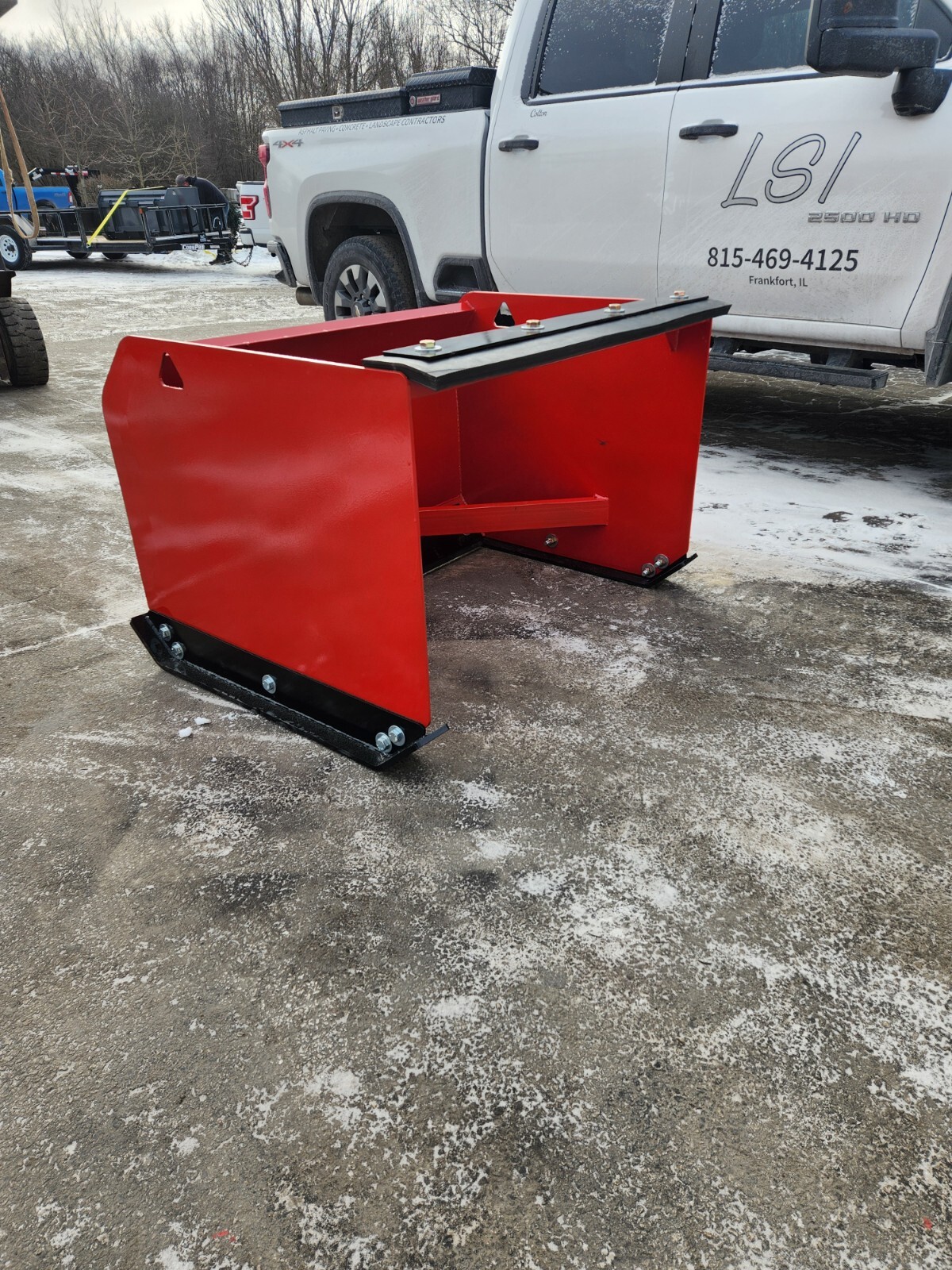 Mini Bobcat 4' HD Snow Pusher Box Rubber Back Drag MT52 MT55 MT85 MT100 463 S70