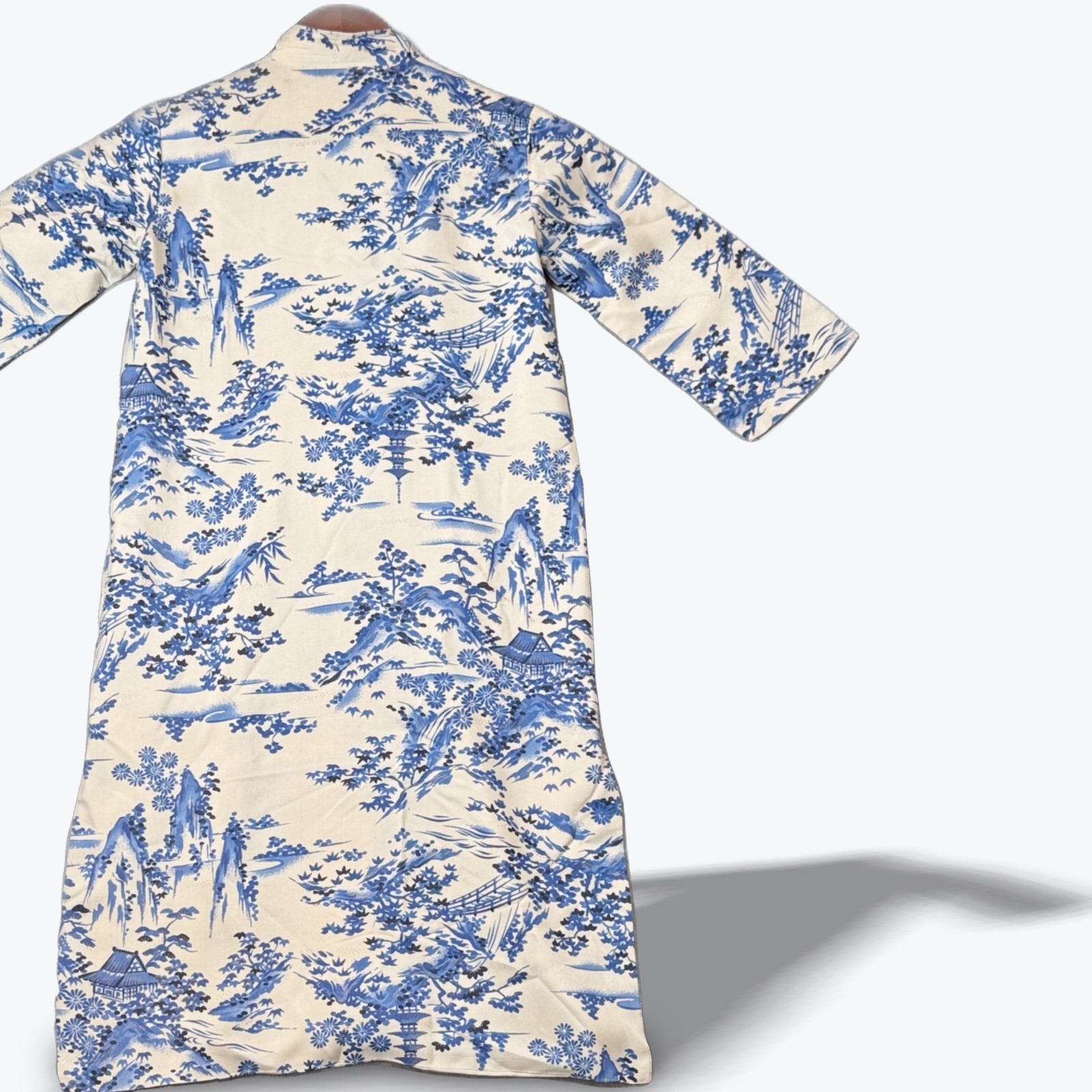 Vintage Blue & White Toile Asian Kimono Pure Silk Midi Dress Robe Frog Closures