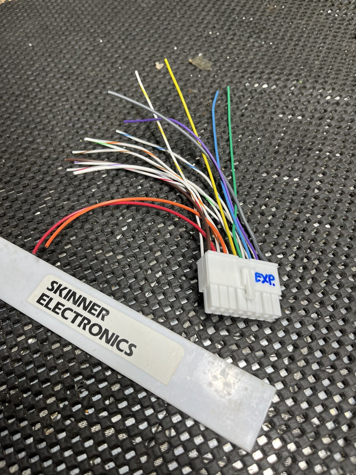 Whelen Sapphire Control 16 Pin Expansion Plug