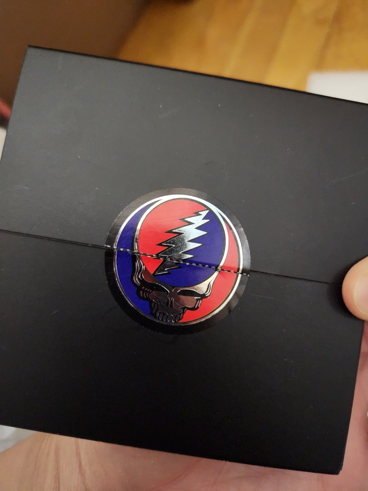 Grateful - Fred Red AND Blue The Stealie 2.0 Circle Car Emblem Badge
