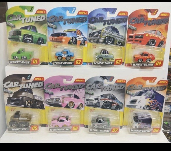 Car Tuned ~WALGREENS EXCLUSIVE SERIES 4