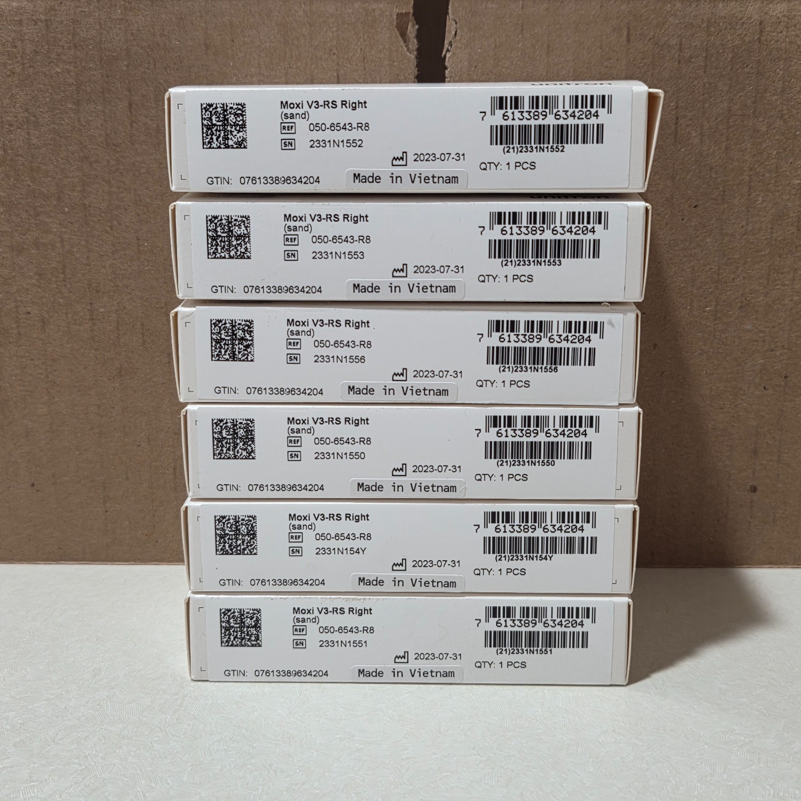 Unitron Moxi Vivante V3 RS Design RIC Hearing Aid Right Sand Color