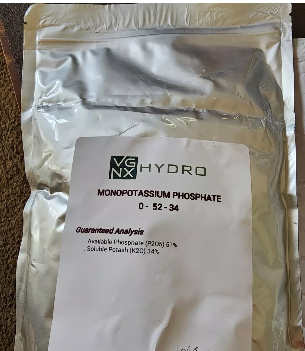 FREE SHIPPING Monopotassium phosphate MKP 0-52-34 2 Lb WATER SOLUBLE