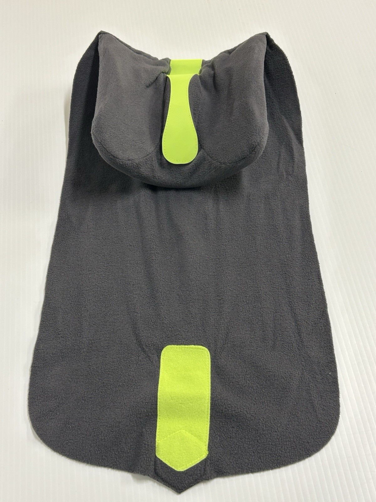 Trtl Travel Neck Pillow Grey Fleece Neck Support Turtle NWOT