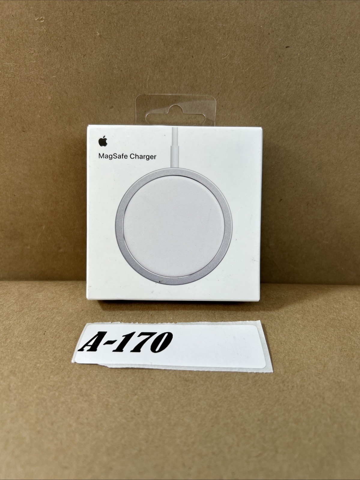 Apple MagSafe Charger USB-C Wireless Fast Charger for iPhone MHXH3AM/A