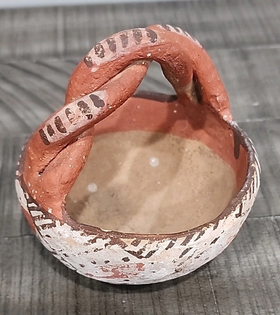 Isleta Pueblo Indian Pottery Bowl With Braided Handle