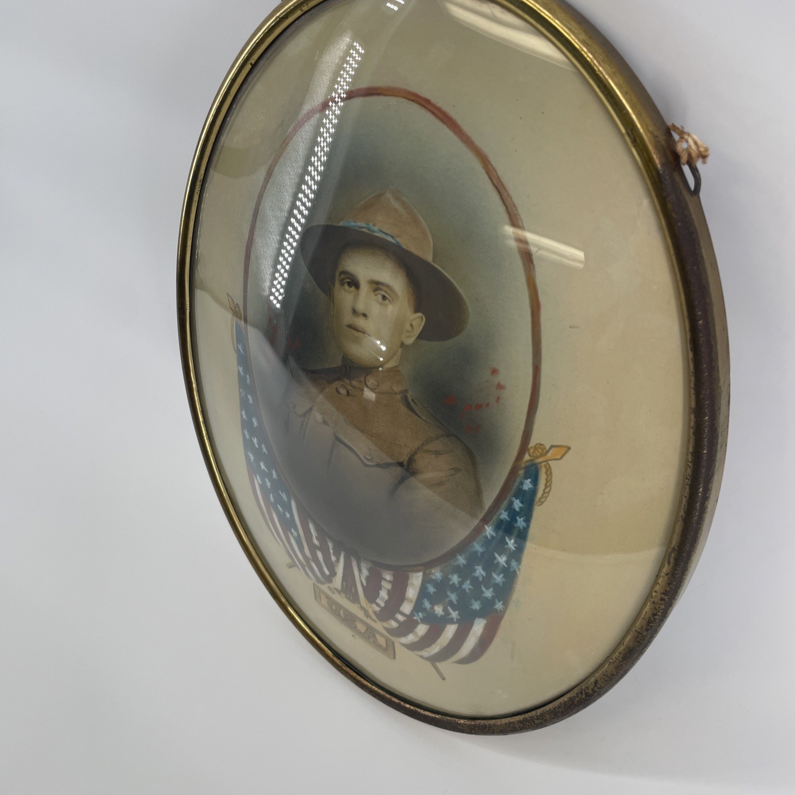 Vintage WW1 Convex Glass Soldier Military Portrait US Army Oval Frame - 14”x11”