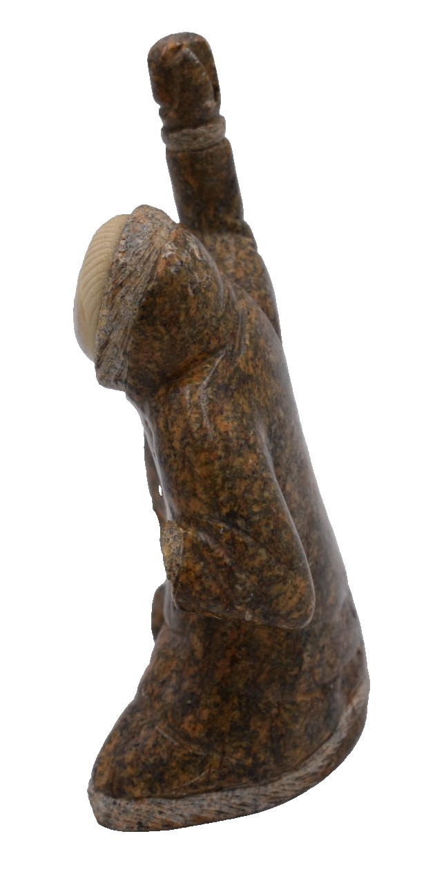 Eskimo Inuit Stone Carving Sculpture of Spearfisherman DAMAGED - SEE NOTES PICS