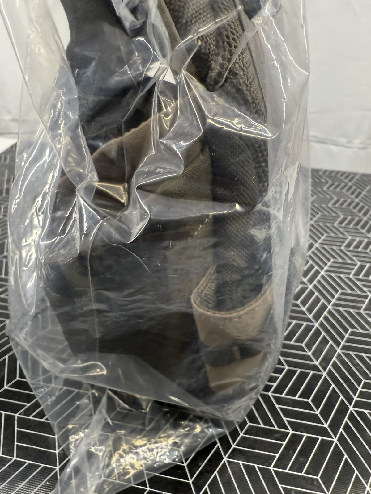 Badlands Bino AXS Binoculars Chest Harness Case - Mud (Tan) - MEDIUM