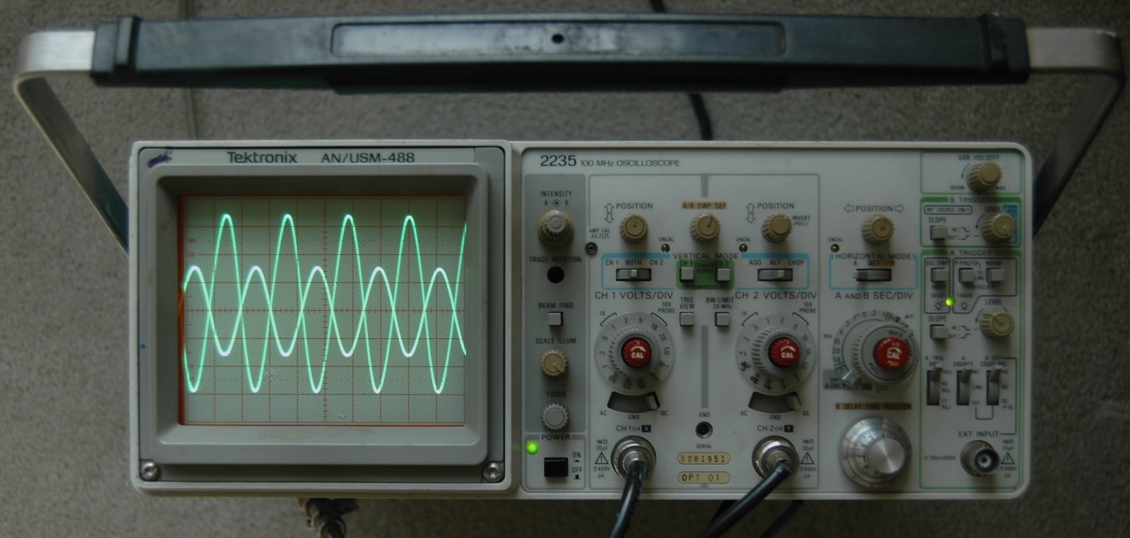 Tektronix 2235 AN/USM488 100MHz Oscilloscope, Two Probes, Power Cord Refurbished