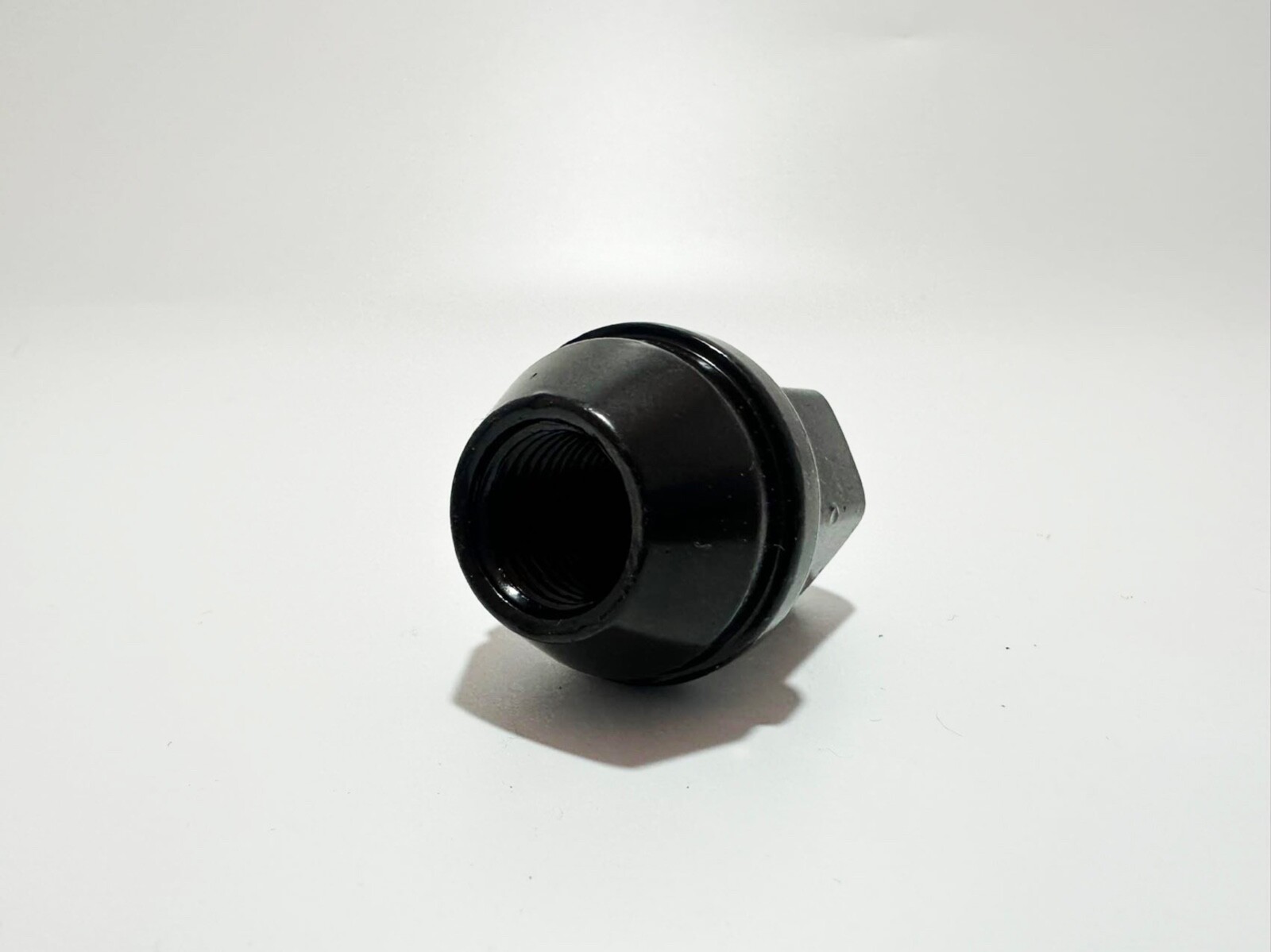 20 Black 14x1.5 Dodge Challenger Charger Hellcat Srt8 OEM Factory Style Lug Nut