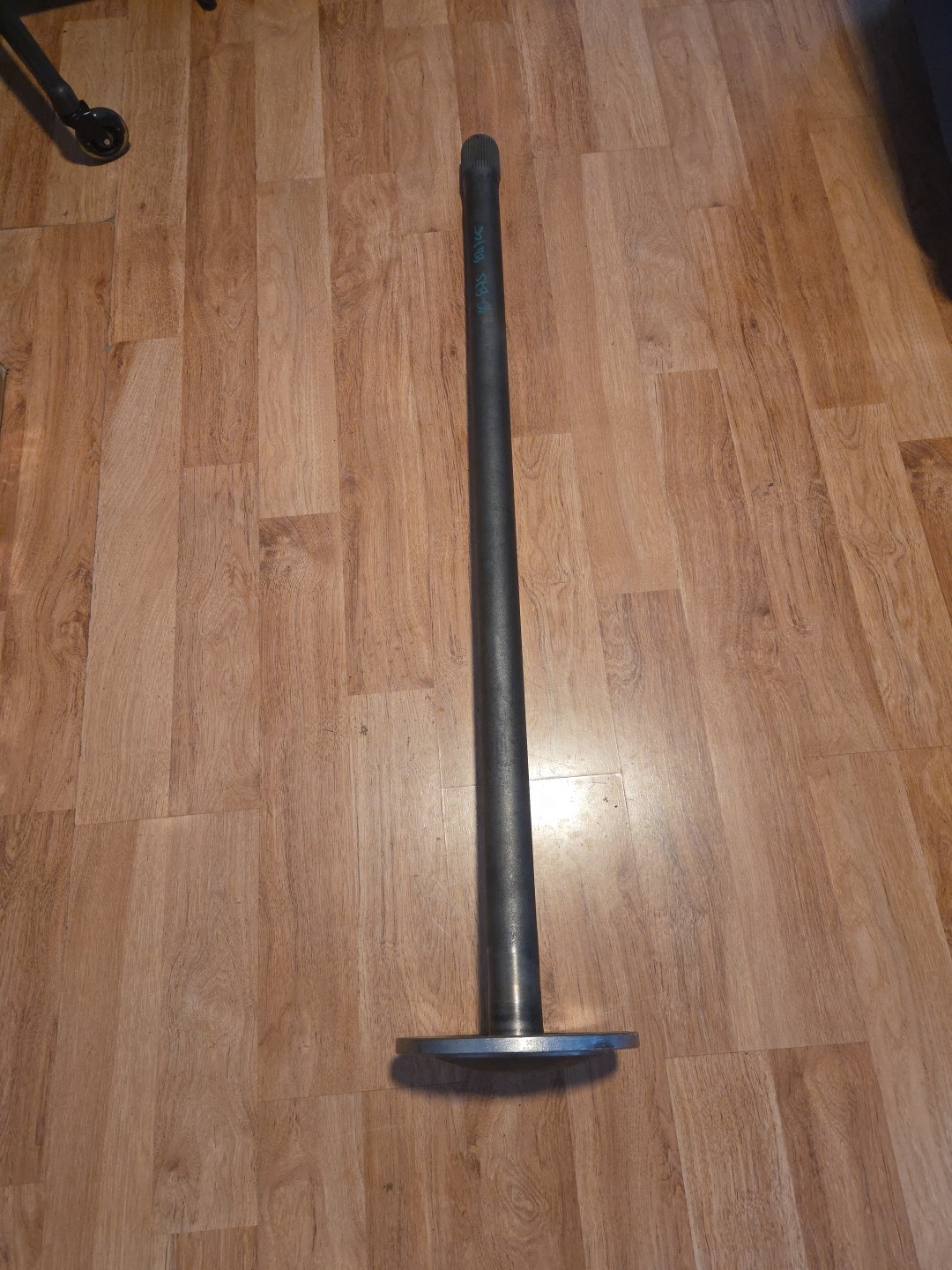 25133700 AXLE SHAFT 43 Splines 2.19" Spline OD 47-1/16" OAL 6 Bolt