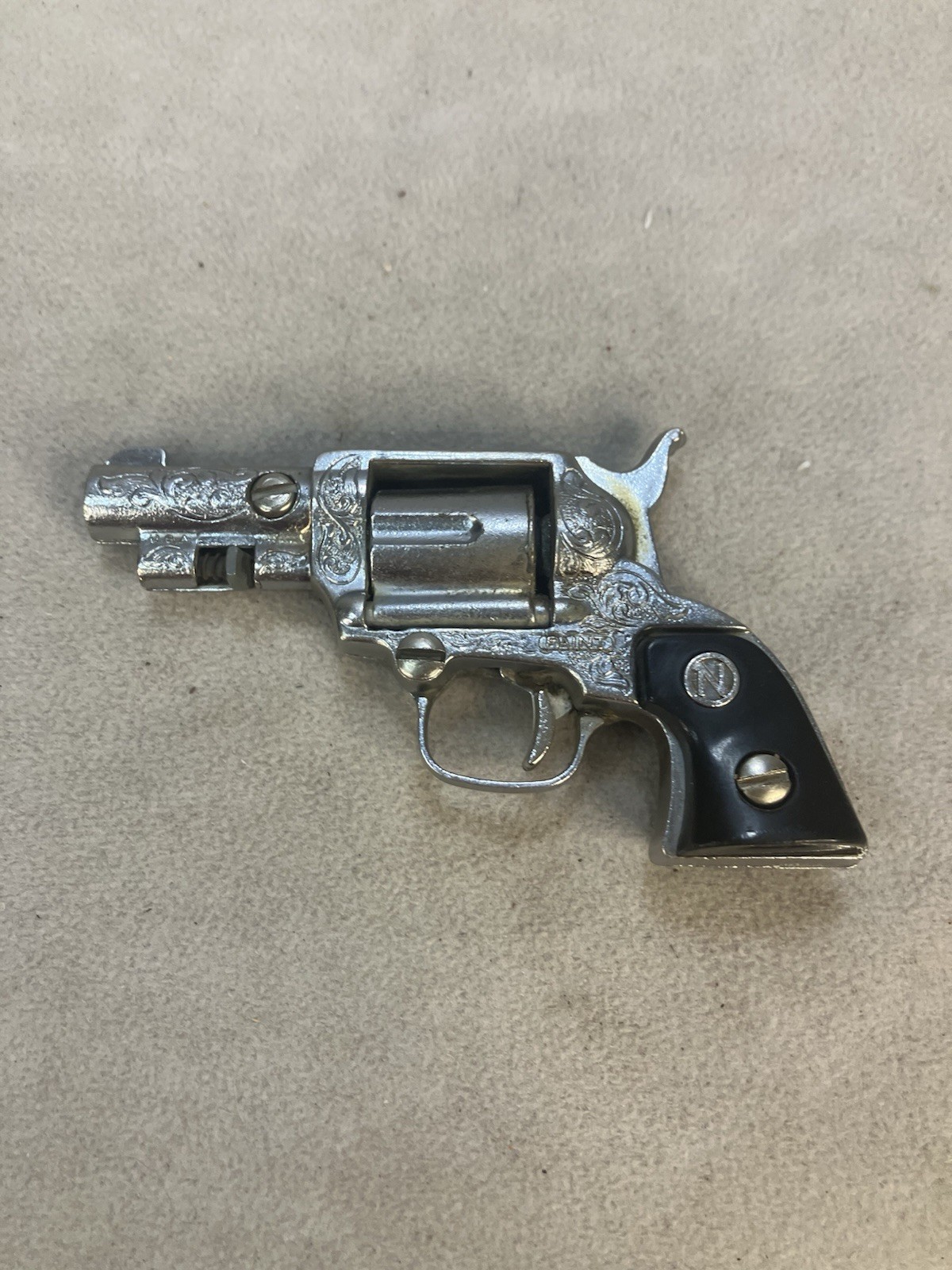 Vintage Small Cap Gun/Paint Brand