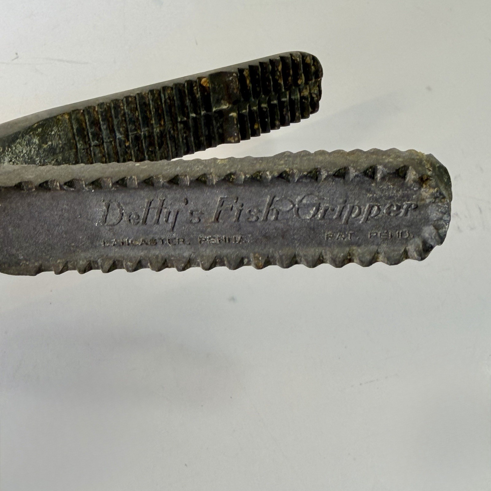 Vintage Fishing Tackle Lot Detty’s Fish Gripper Trilene Line Lures Swivels