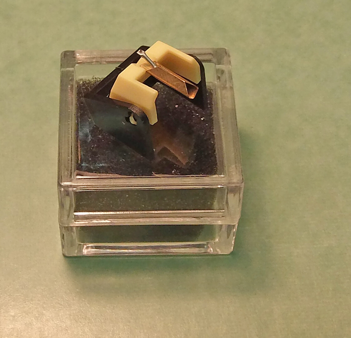 NEW IN BOX Needle Stylus for Shure M95 N95ED M95ED M95G 767-DE 4767-DE 767-D7