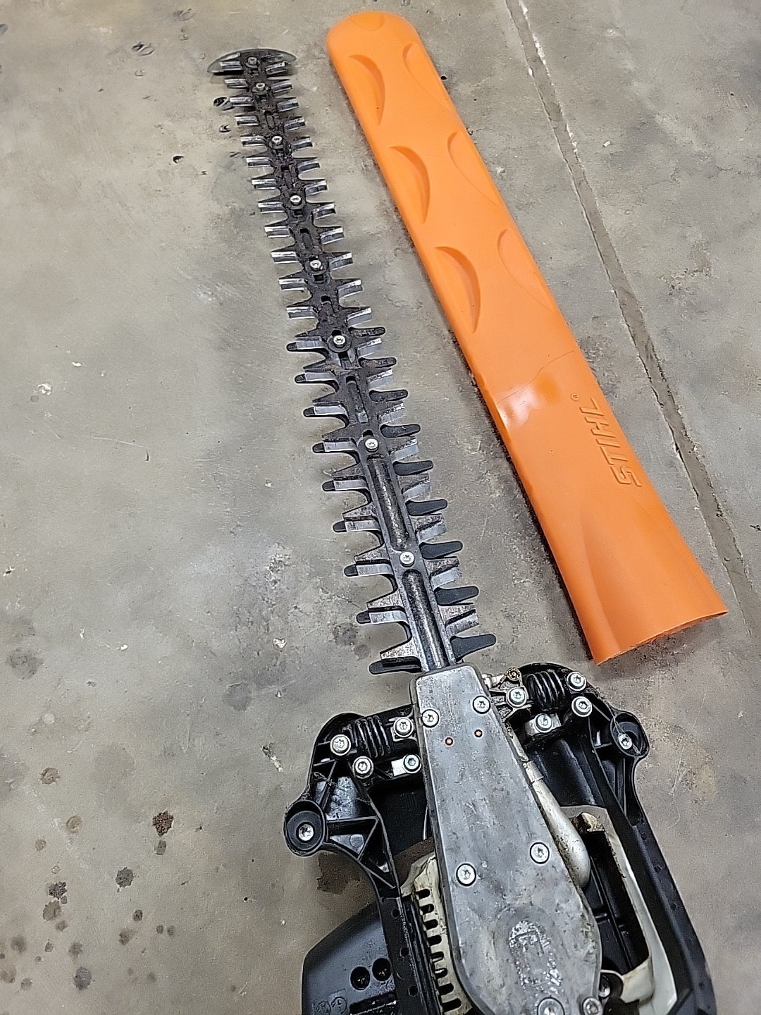 Stihl HS 81R Gas Powered Hedger * Pre-owned* FREE SHIPPING