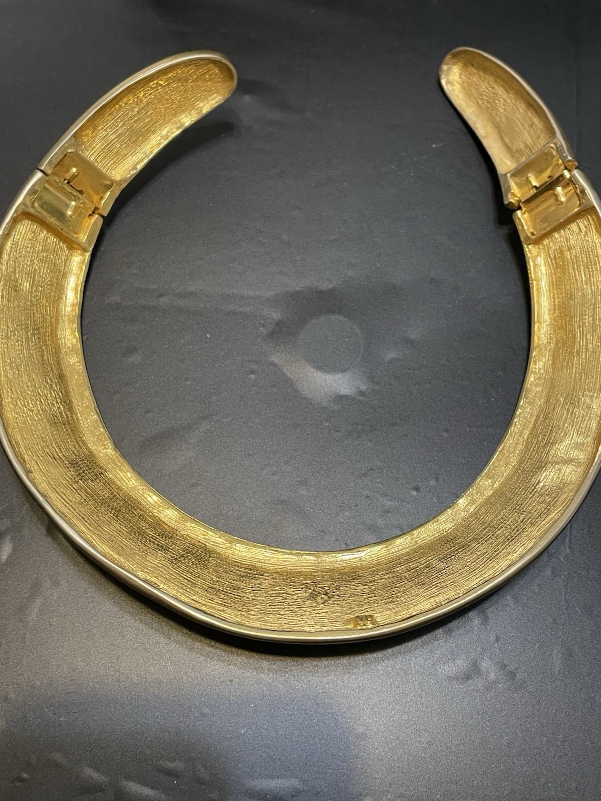 Vtg LES BERNARD Egyptian Revival Hammered Collar Gold Tone Necklace Broken Hinge