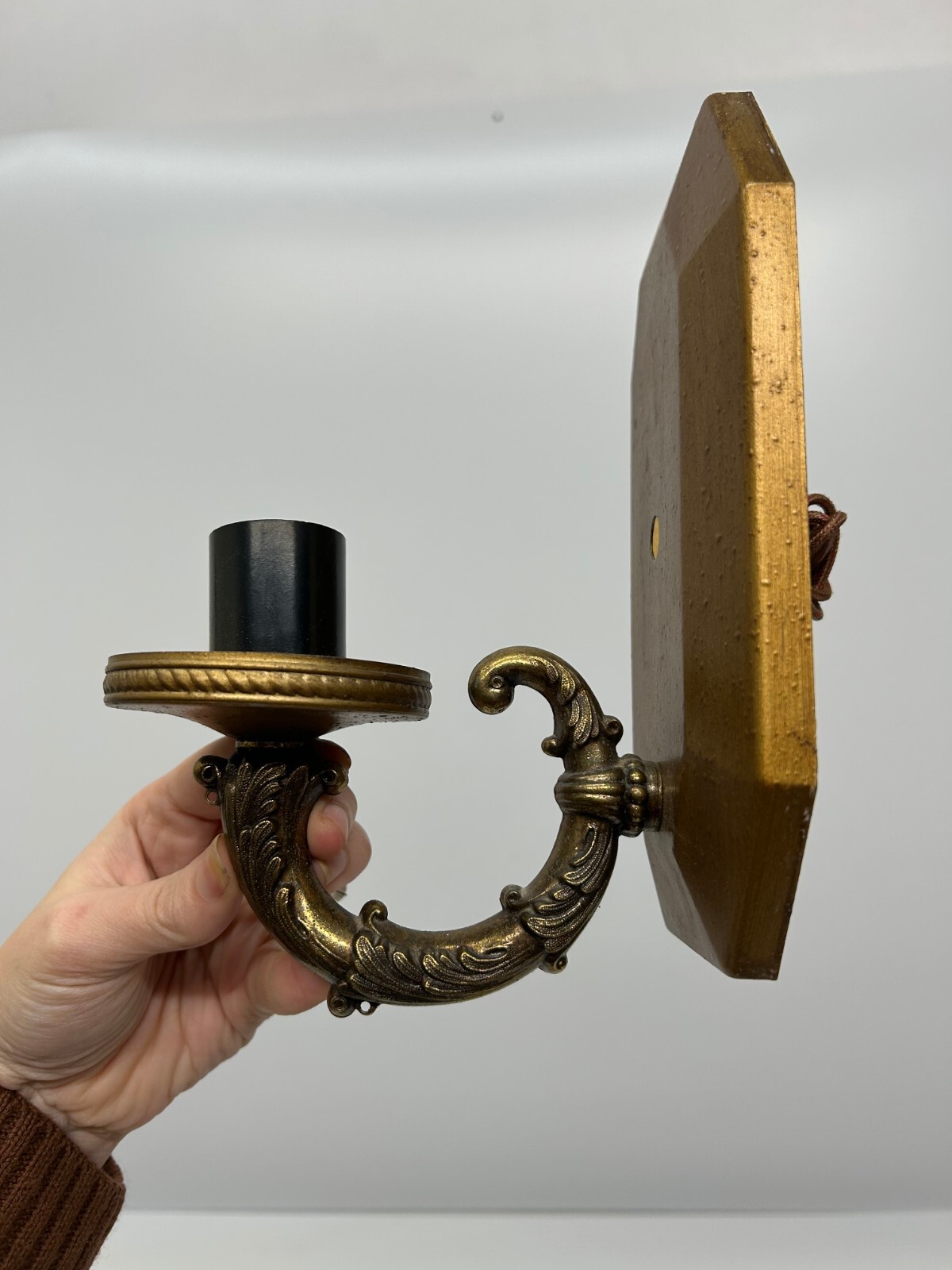 2 Vtg Lightcraft California Gold Tone Frosted Glass Wall Sconce Light Fixtures