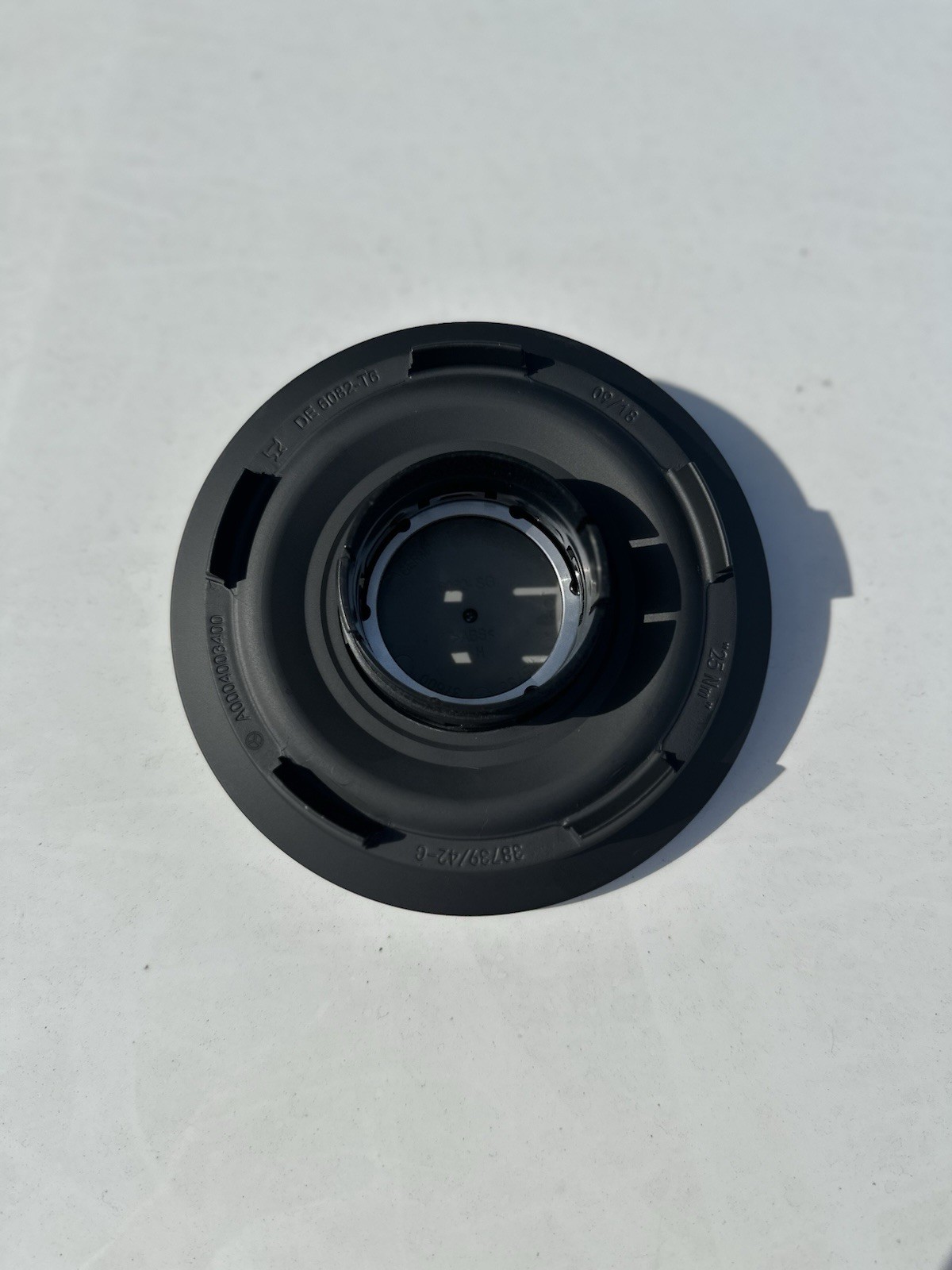 New Factory Mercedes Benz Center Cap G63 G550 G Wagon OEM AMG Wheel A0004003400