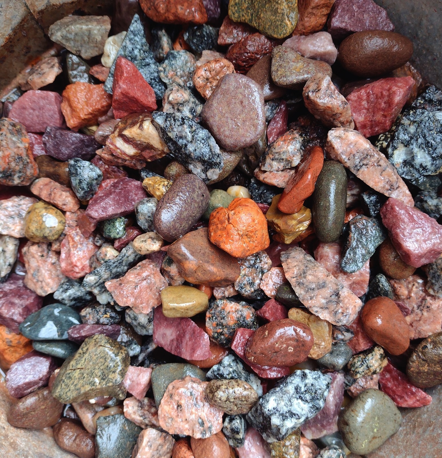 5 lbs Natural  Aquarium Fish Tank Gravel, Pebbles color stones