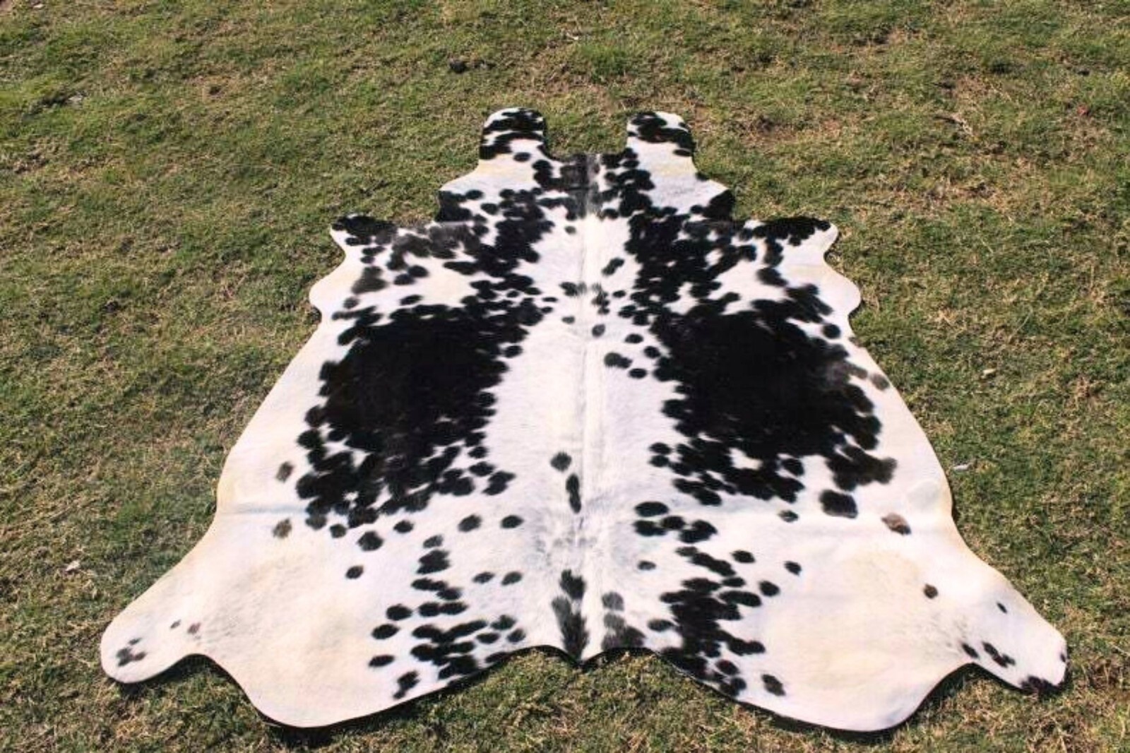 NEW LARGE 100% COWHIDE LEATHER RUGS TRICOLOR COW HIDE SKIN CARPET AREA