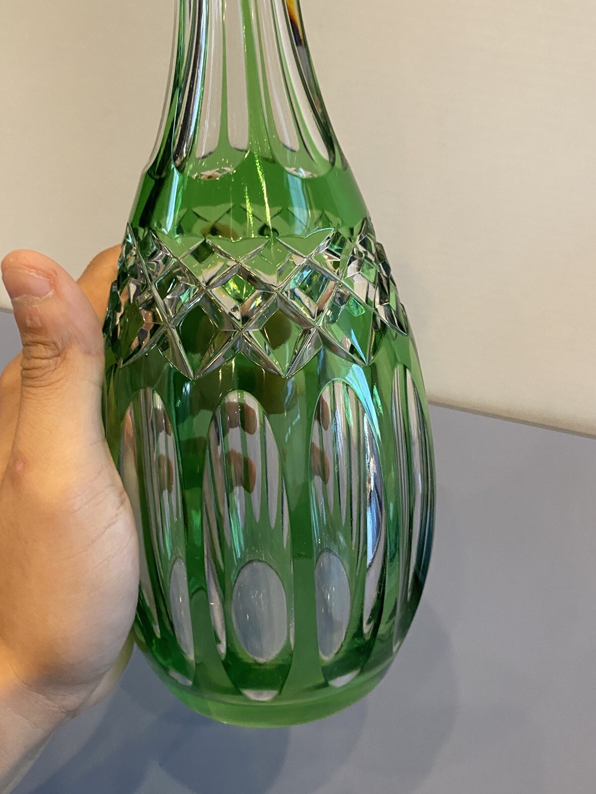 STUNNING VTG Emerald Green Cut To Clear Crystal Decanter W/Stopper 15.25"H