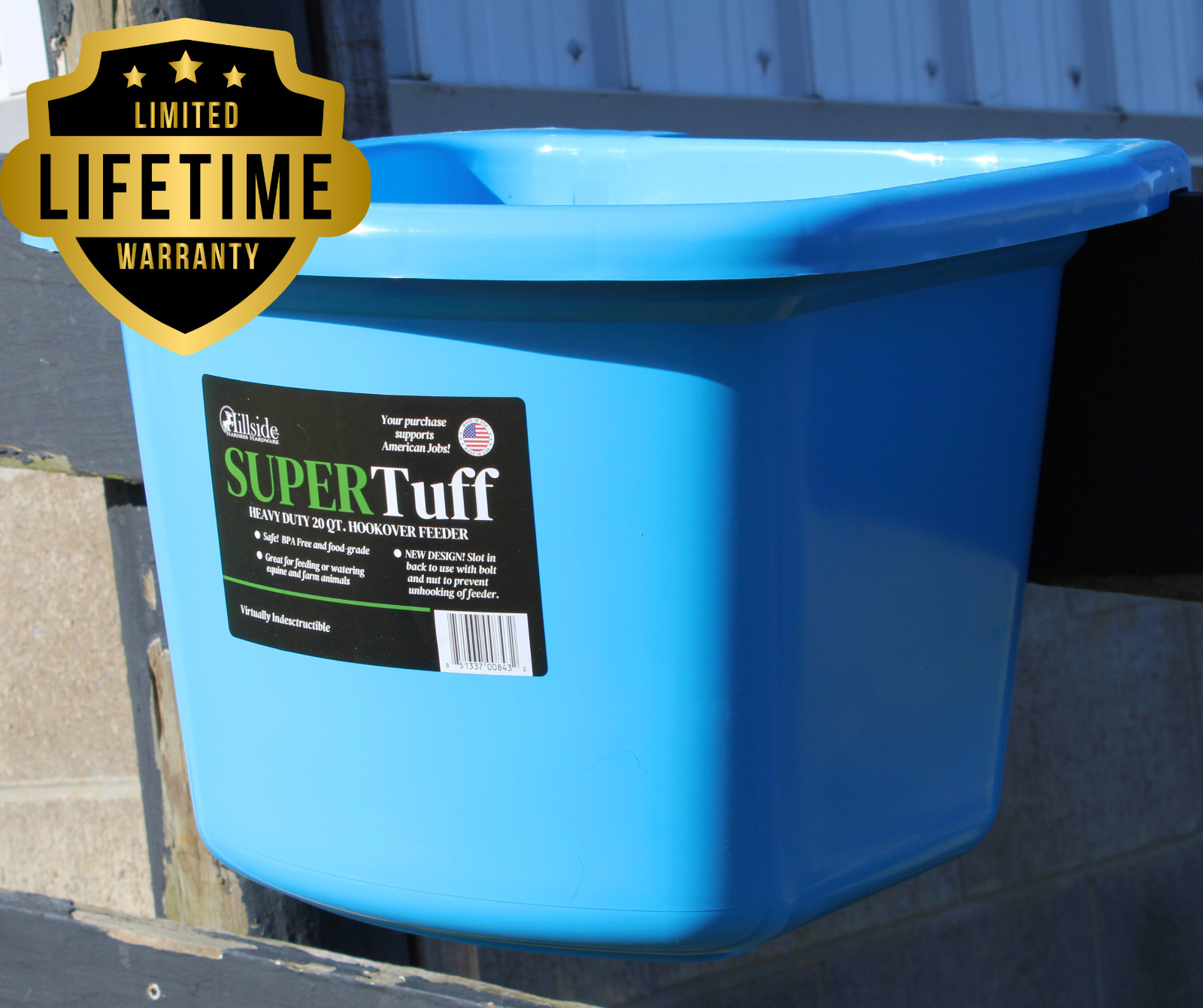 Supertuff Hook Over Fence Feeder 20 Quart Horse Grain Livestock Feeder Red