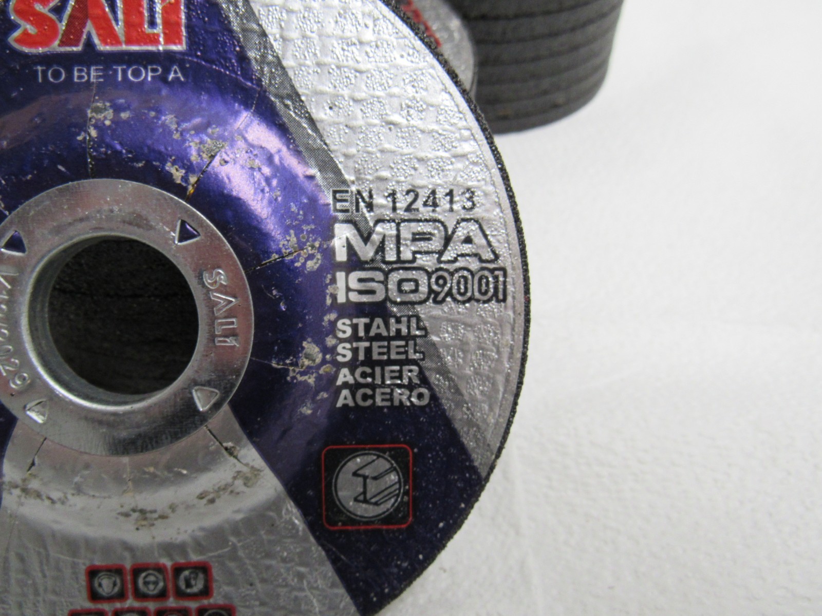 Lot of 29 Sali EN12413 4 1/2" Grinding Wheel 4 1/2" x 1/4" x 7/8" A24Q4BF