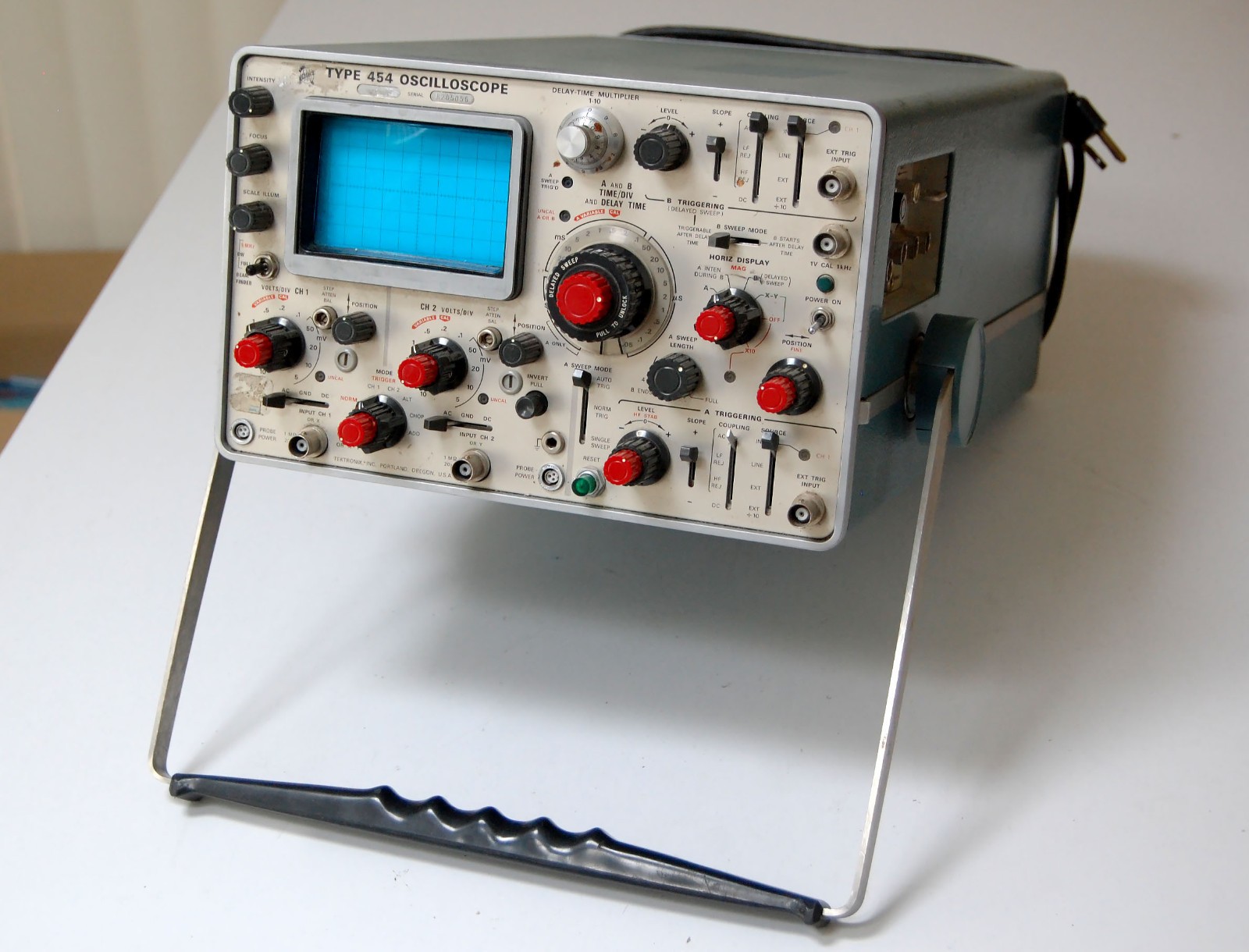 Tektronix 454 Oscilloscope 150 MHz 2 Channel Parts Repair