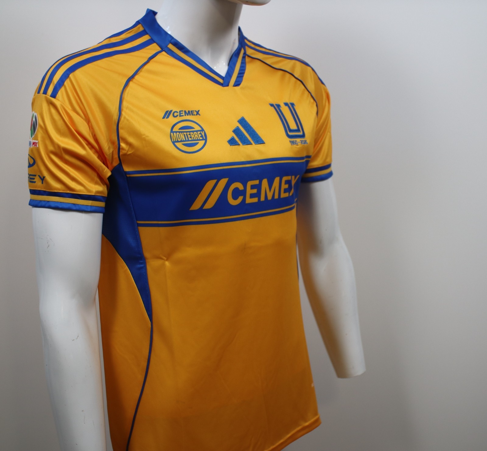 TIGRES UANL / LOCAL 25/26 (Talla Reducida) slim fit (LEER DESCRICION)