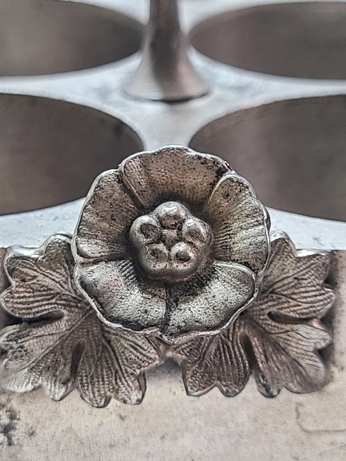 Antique Simpson Hall Miller Silverplate Pickle Castor Frame Ornate Needs Work