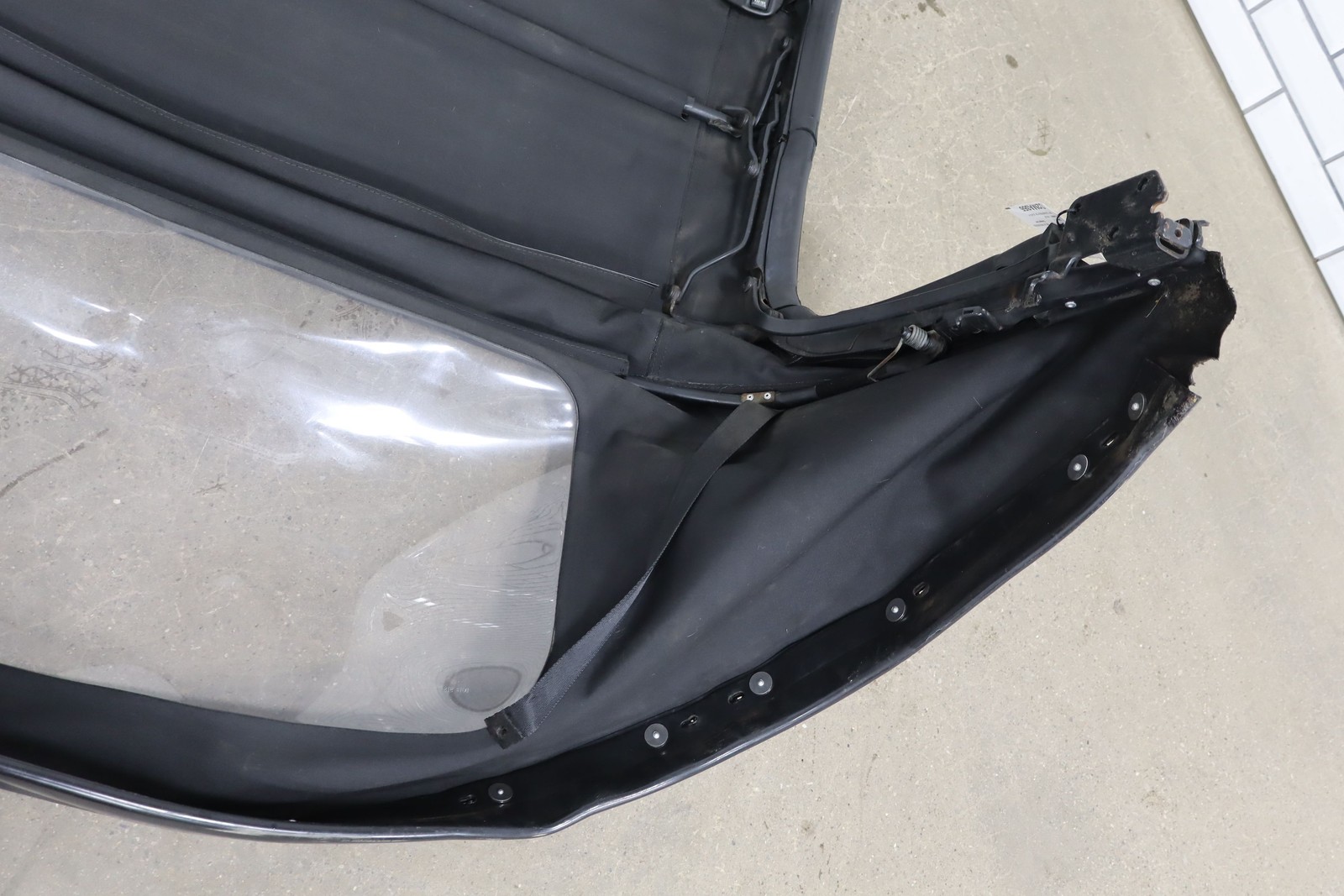 99-05 Mazda Miata NB Black Soft Top Convertible Roof W/Frame & Plastic Window