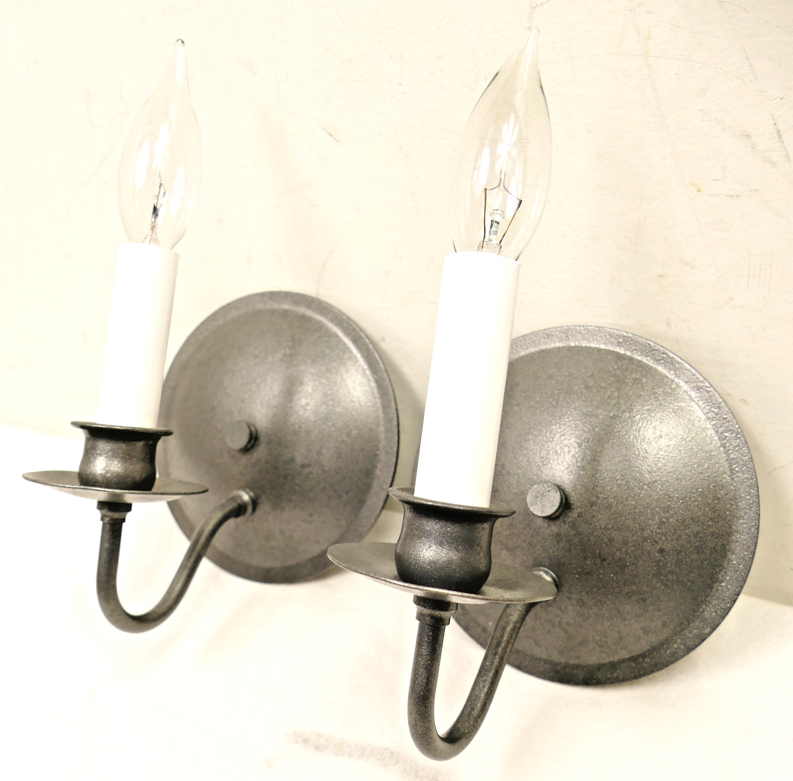 Pair of Hubbardton Forge Traditional Simple Lines Wall Sconces 20-4010-20 Iron