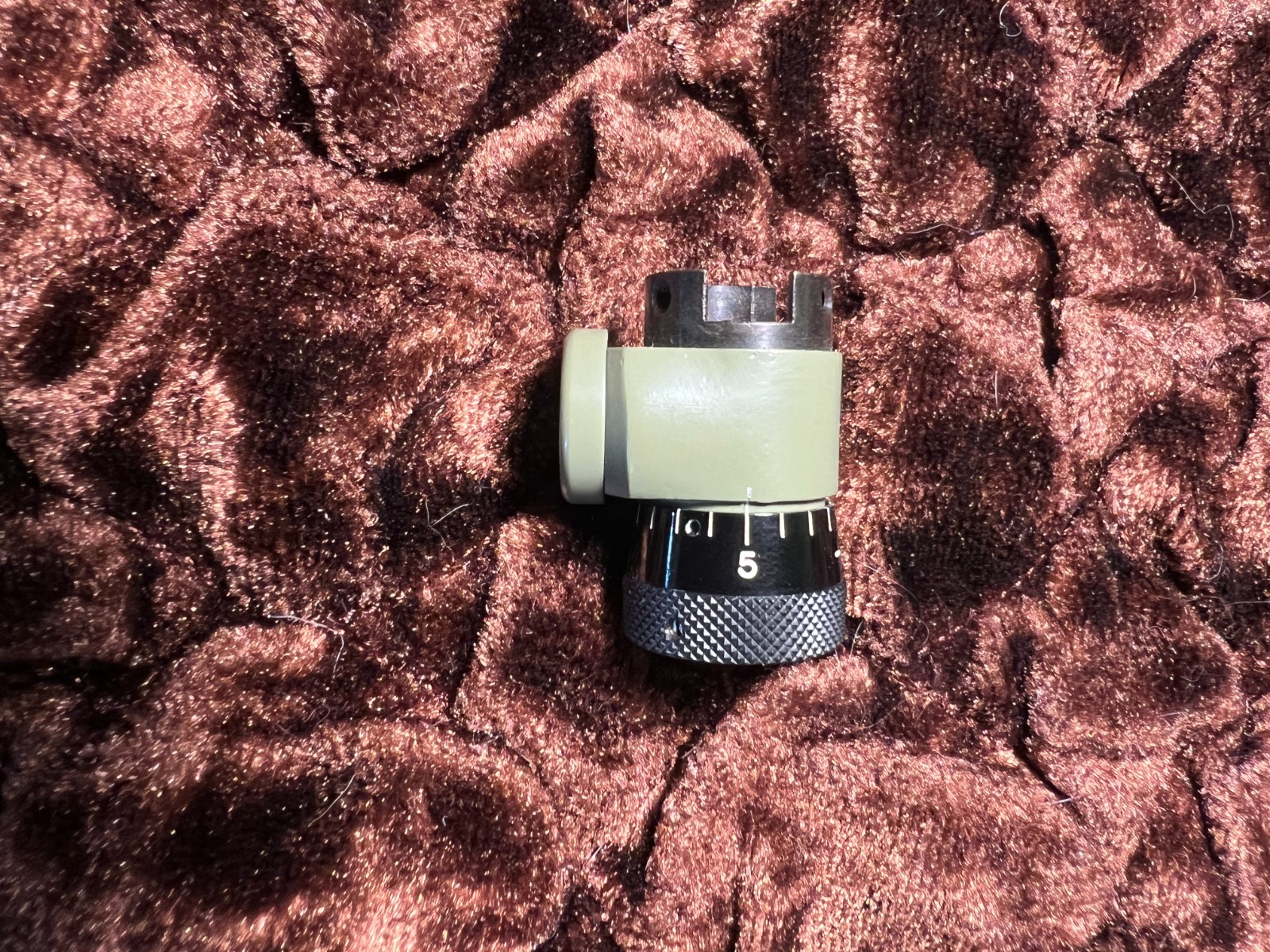 WILD HEERBRUGG T-2 T2 auto collimating lens with light source.