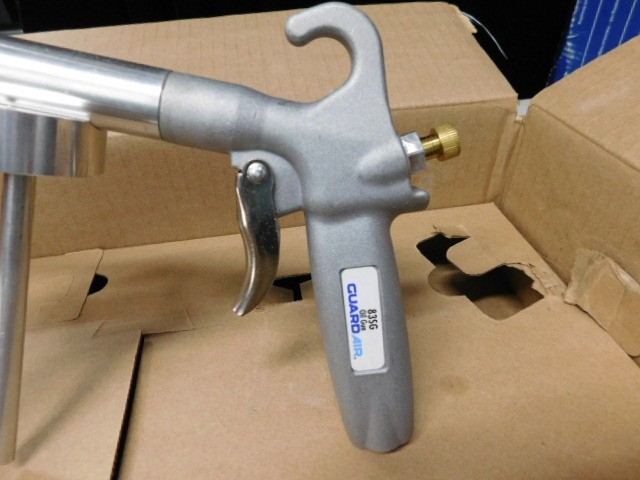 GuardAir 83SG Syphon Pneumatic Oil Gun