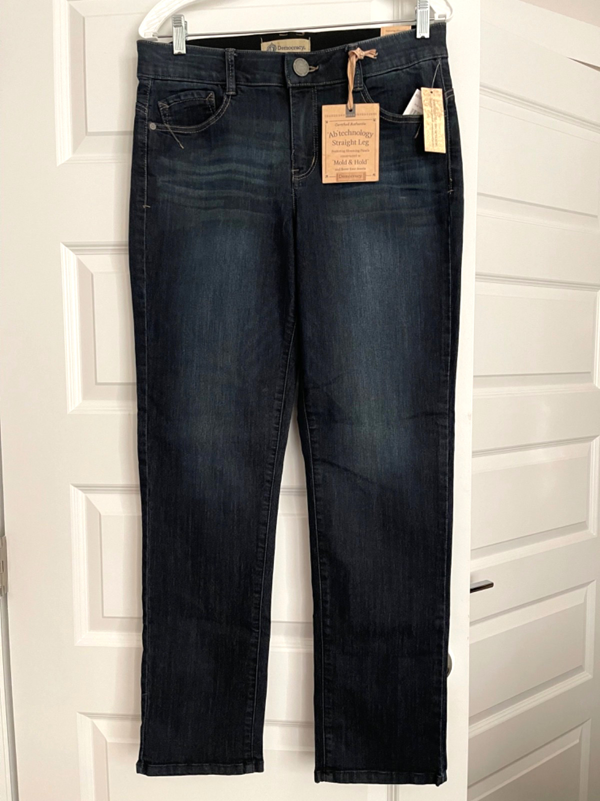 NEW WITH TAGS DEMOCRACY SIZE 14 STRAIGHT LEG BLUE DENIM JEANS